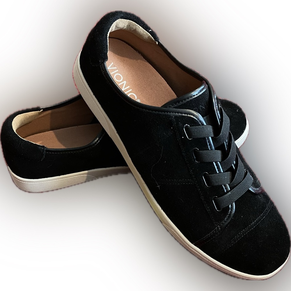 VIONIC Jean Black Suede Sneakers - Women's 10